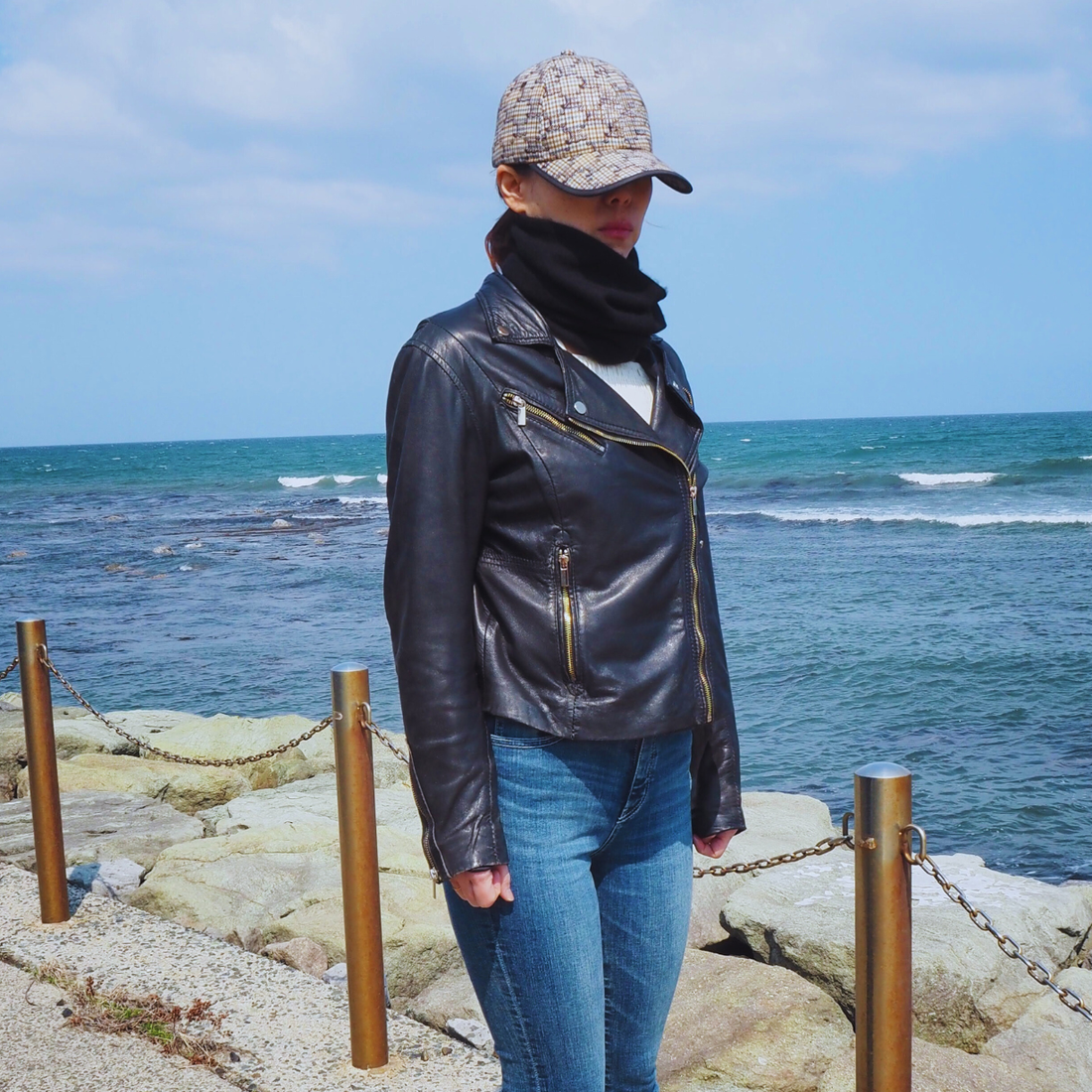 カシミヤ100%　ネックウォーマ　（ブラック）